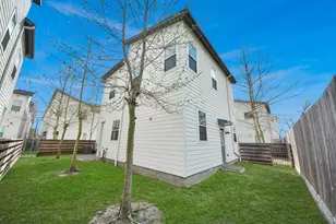 506 W Donovan St, Houston, TX 77091 - Photo 3