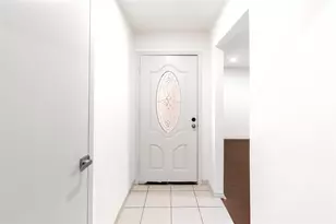 11026 Sandstone St, Houston, TX 77072 - Photo 5