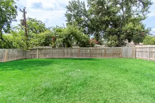 11026 Sandstone St, Houston, TX 77072 - Photo 27