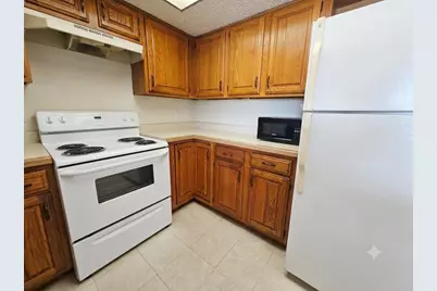 2826 S Bartell Drive #38, Houston, TX 77054 - Photo 9