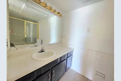 2826 S Bartell Drive #38, Houston, TX 77054 - Photo 15