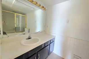 2826 S Bartell Dr, Houston, TX 77054 - Photo 15