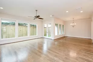 810 Remington Glade Dr, Houston, TX 77042 - Photo 11