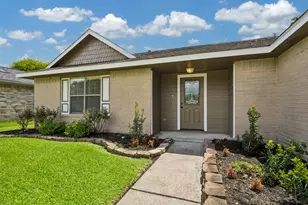 1904 Floyd Rd, League City, TX 77573 - Photo 7