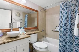 6102 Seawall Blvd, Galveston, TX 77551 - Photo 9