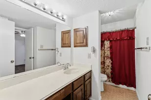 8611 Humphreys Dr, Houston, TX 77083 - Photo 9
