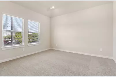 3215 Quiet Sunset Drive, Houston, TX 77080 - Photo 11