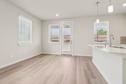 3215 Quiet Sunset Drive, Houston, TX 77080 - Photo 5