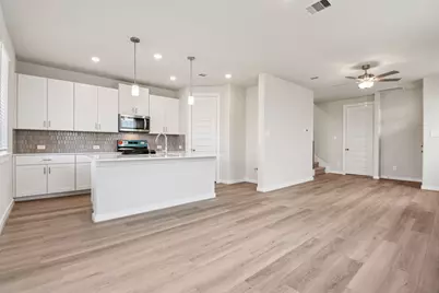 3215 Quiet Sunset Drive, Houston, TX 77080 - Photo 1