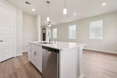 3215 Quiet Sunset Drive, Houston, TX 77080 - Photo 3