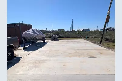 170 White Cap Street, Sargent, TX 77414 - Photo 7