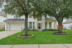 421 White Oak Pointe, League City, TX 77573 - Photo 3