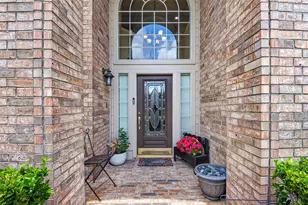 2419 Bay Hill Dr, Baytown, TX 77523 - Photo 1