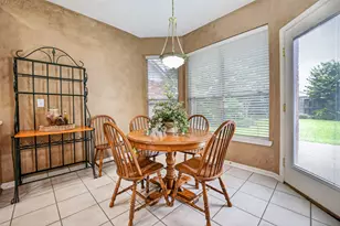 2419 Bay Hill Dr, Baytown, TX 77523 - Photo 11