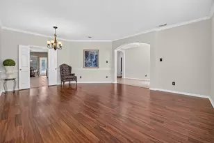 2419 Bay Hill Dr, Baytown, TX 77523 - Photo 5