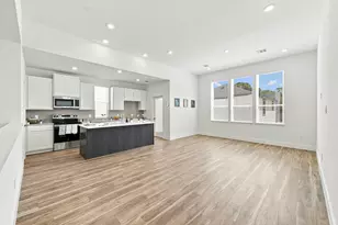 6051 Cebra St, Houston, TX 77091 - Photo 9