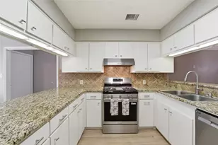 5355 Marian St, Katy, TX 77493 - Photo 9