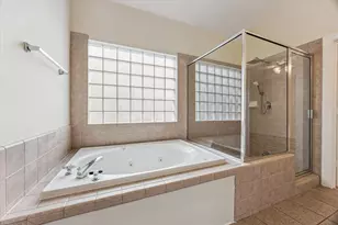 9829 Riddlelink, Houston, TX 77025 - Photo 11