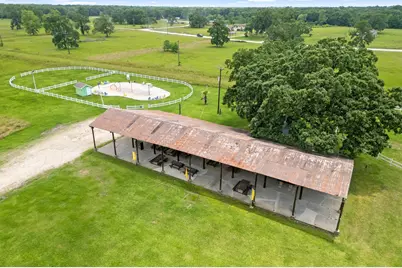 215 Center Street, Cleveland, TX 77327 - Photo 29