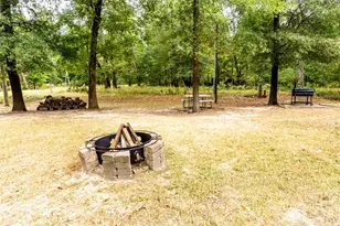 215 Center St, Cleveland, TX 77327 - Photo 5