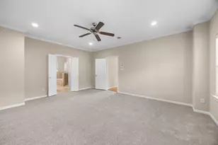 932 W 26th St, Houston, TX 77008 - Photo 33
