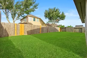 4706 Alluvial Cir, Alvin, TX 77511 - Photo 37