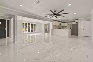 5674 Hazen St, Houston, TX 77081 - Photo 9