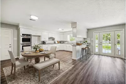 111 Chadwick, Bay City, TX 77414 - Photo 5