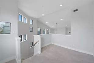 1420 Wilson St, Houston, TX 77019 - Photo 9