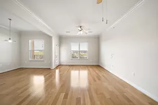 1010 Rosine St, Houston, TX 77019 - Photo 5