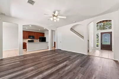 62 W Twinvale Loop, Conroe, TX 77384 - Photo 5