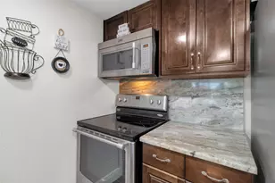 23 April Hill, Conroe, TX 77356 - Photo 11