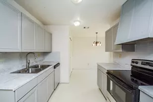 522 Jeff Davis Dr, Richmond, TX 77469 - Photo 5
