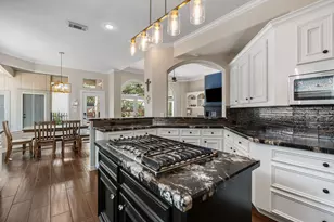 7027 Centre Oaks Dr, Houston, TX 77069 - Photo 17
