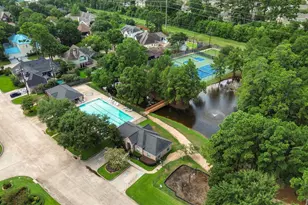 7027 Centre Oaks Dr, Houston, TX 77069 - Photo 45