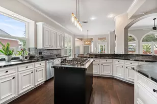 7027 Centre Oaks Dr, Houston, TX 77069 - Photo 15