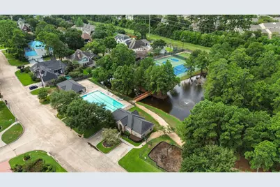 7027 Centre Oaks Drive, Houston, TX 77069 - Photo 45