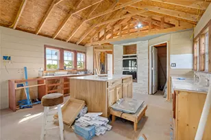 7171 Breezewood Dr, Iola, TX 77861 - Photo 9