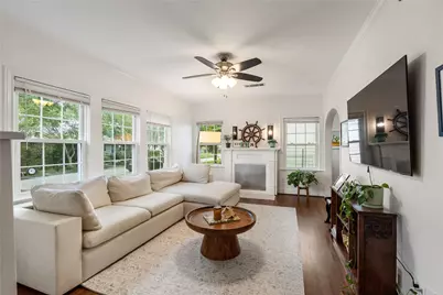 930 Dorothy Street, Houston, TX 77008 - Photo 3