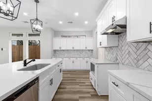 1319 W Bell St, Houston, TX 77019 - Photo 13