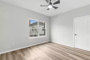 1319 W Bell St, Houston, TX 77019 - Photo 35