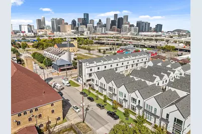 2409 Webster Street, Houston, TX 77003 - Photo 3