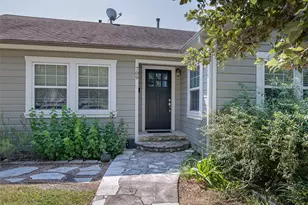 709 Inwood Dr, Bryan, TX 77802 - Photo 1