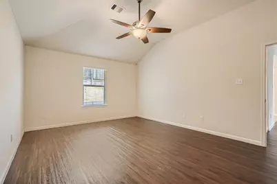 2000 Briar Grove Drive, Conroe, TX 77301 - Photo 11