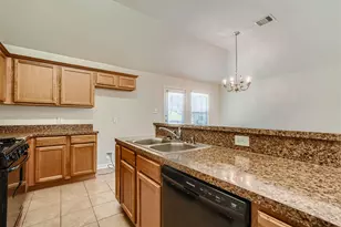 2000 Briar Grove Dr, Conroe, TX 77301 - Photo 5