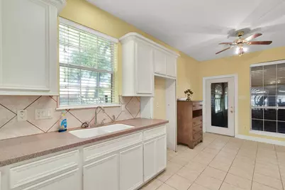 9822 El Chaco Street, Baytown, TX 77521 - Photo 41
