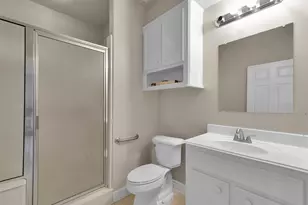 9822 El Chaco St, Baytown, TX 77521 - Photo 39