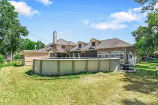 9822 El Chaco St, Baytown, TX 77521 - Photo 47