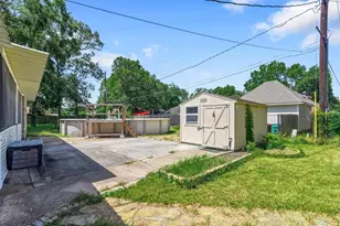 9822 El Chaco St, Baytown, TX 77521 - Photo 45
