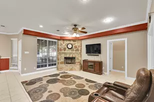 9822 El Chaco St, Baytown, TX 77521 - Photo 13